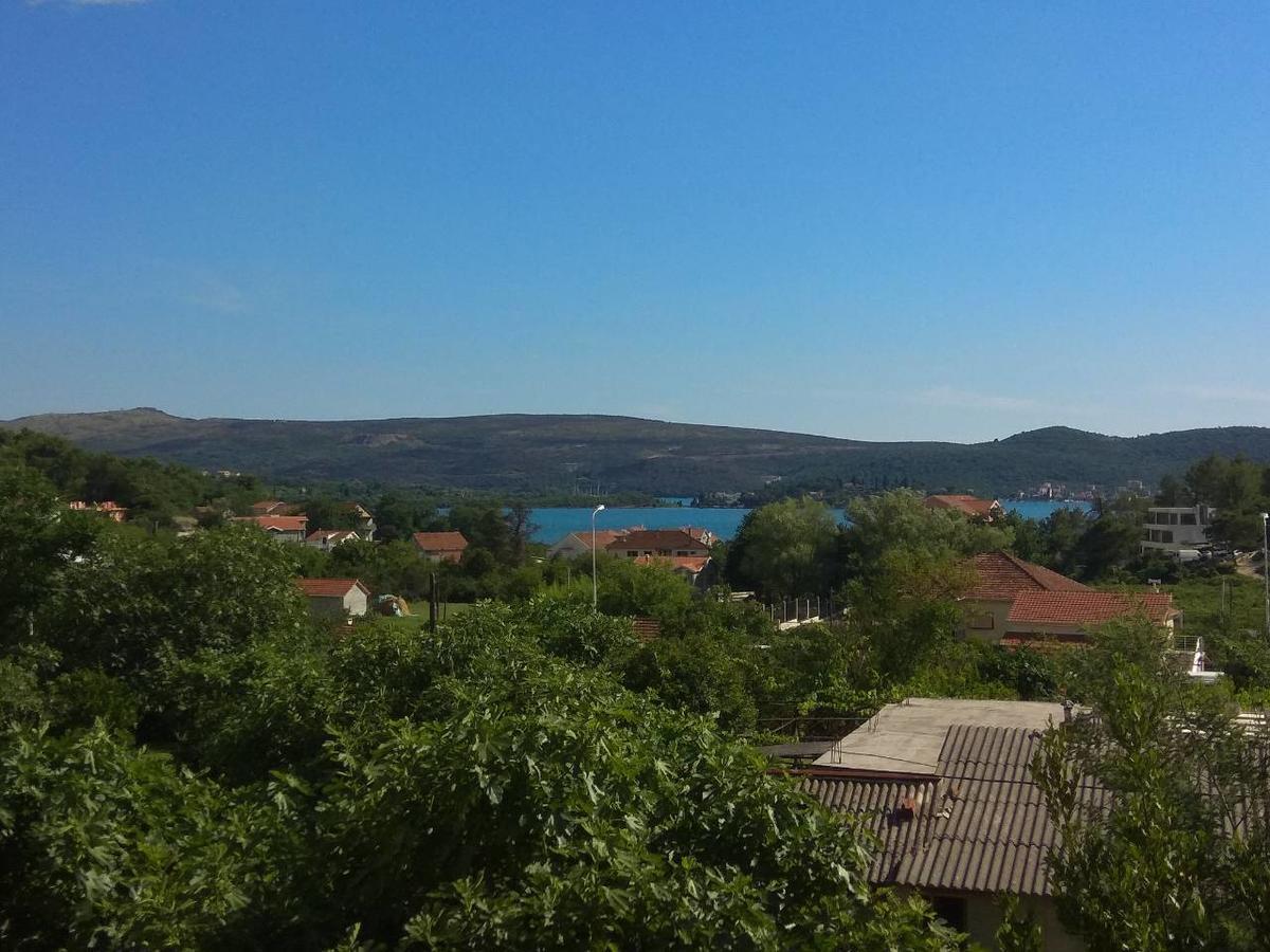 Vladivostok Apartments Tivat Exterior photo